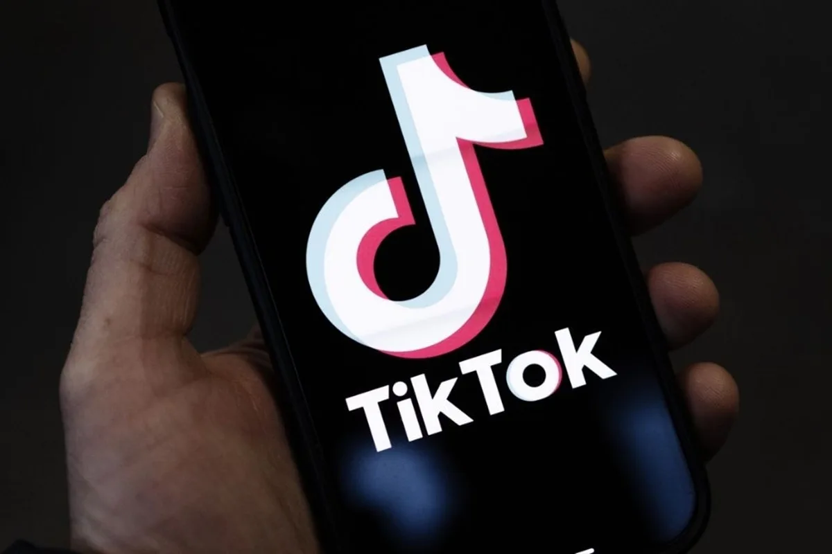 Tự x&acirc;y k&ecirc;nh TikTok l&agrave; phương &aacute;n doanh nghiệp sử dụng nh&acirc;n sự hiện c&oacute; để thực hiện