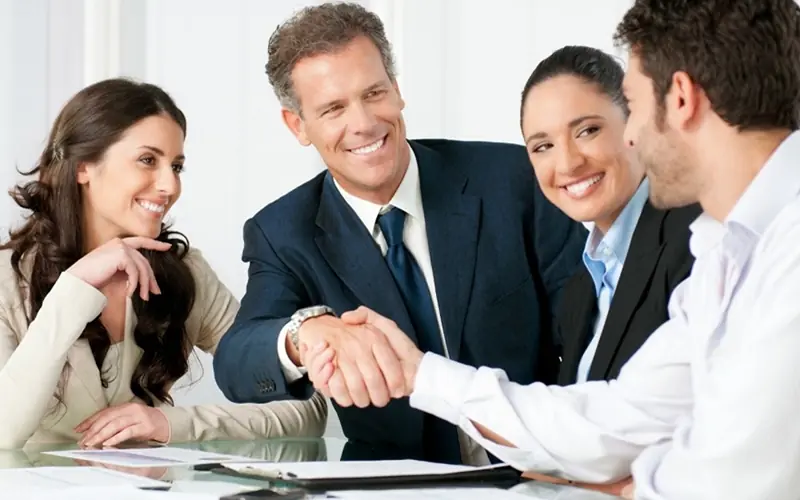 Tại sao chọn thấu hiểu kh&aacute;ch h&agrave;ng khi l&agrave;m việc